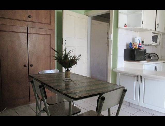 3 BEDROOM HOUSE FOR SALE IN KENILWORTH